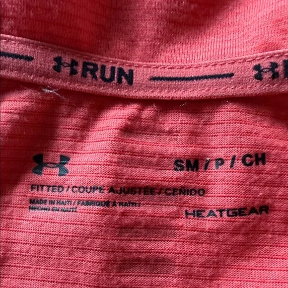 Under Armour Bright Coral Long Sleeve Women's Top 1/2 zip Women sz S - Picture 5 of 6